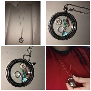 Origami Owl Necklace With Four Charms